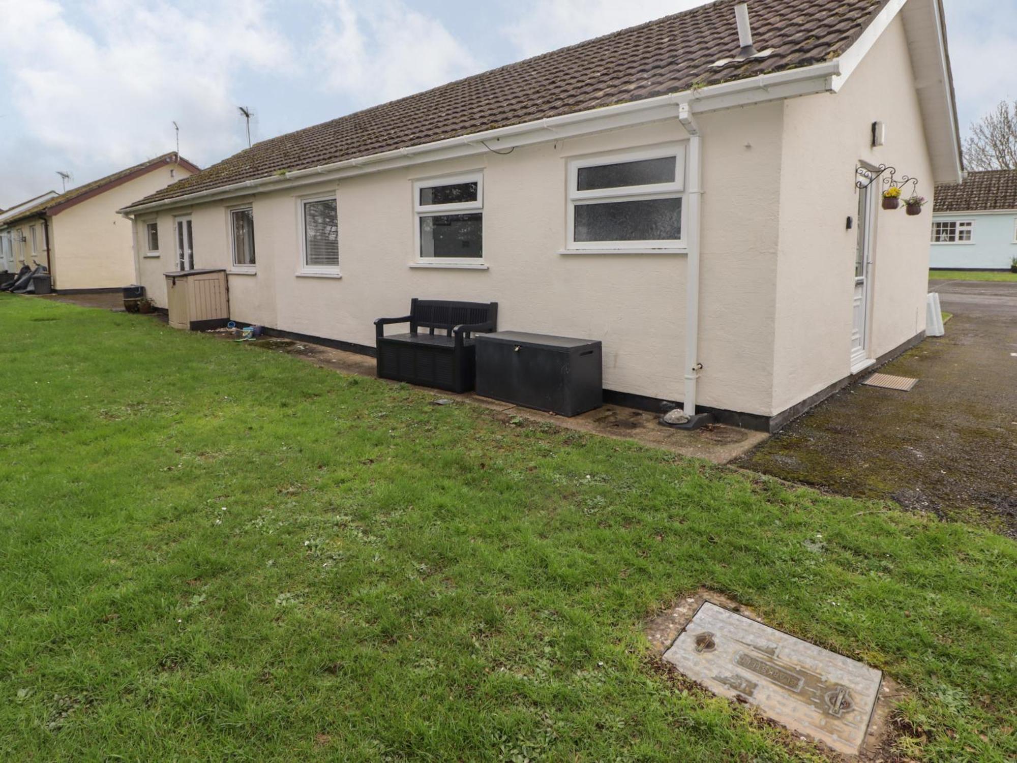 13 Gower Holiday Village Swansea Kültér fotó