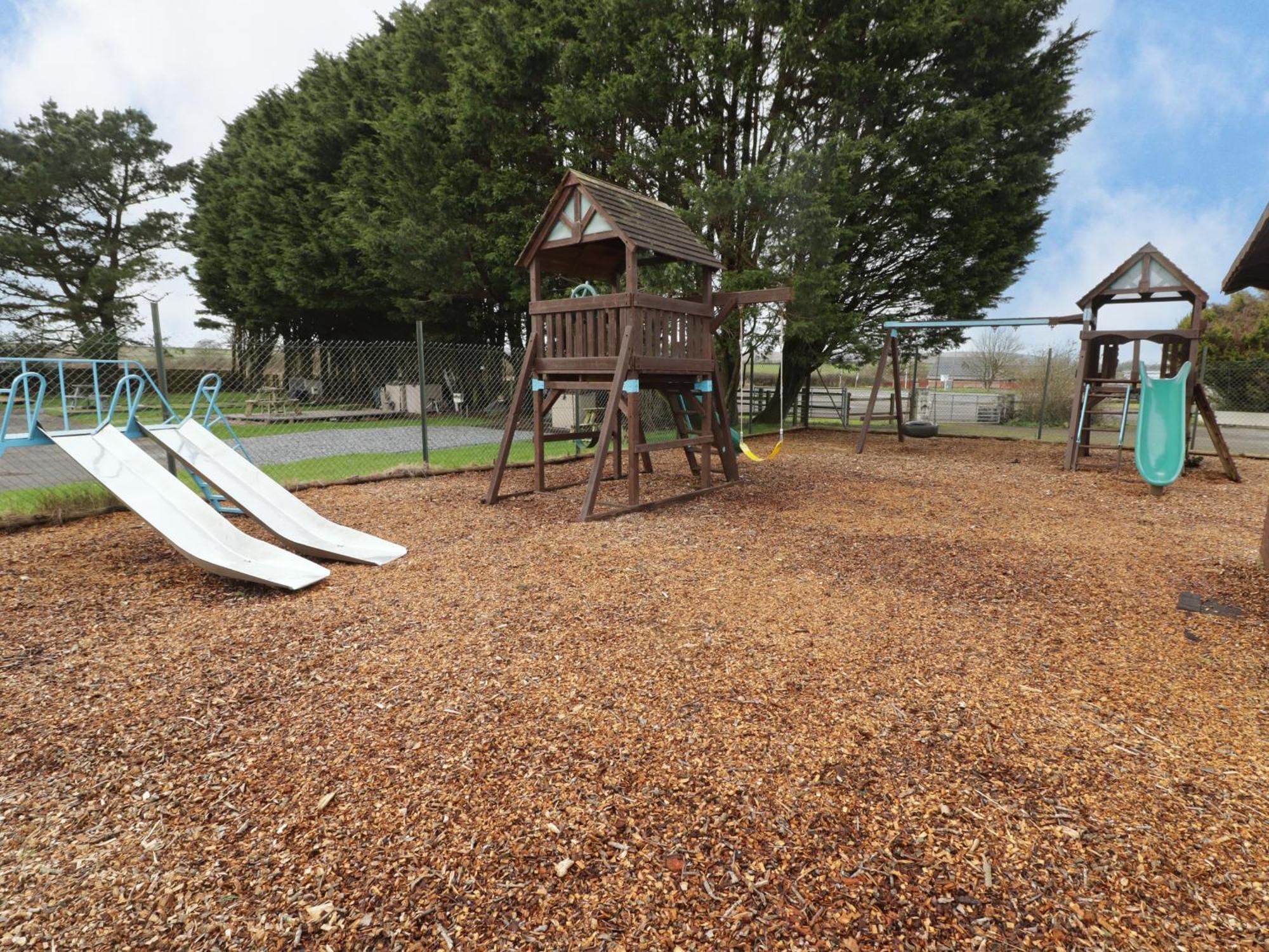 13 Gower Holiday Village Swansea Kültér fotó